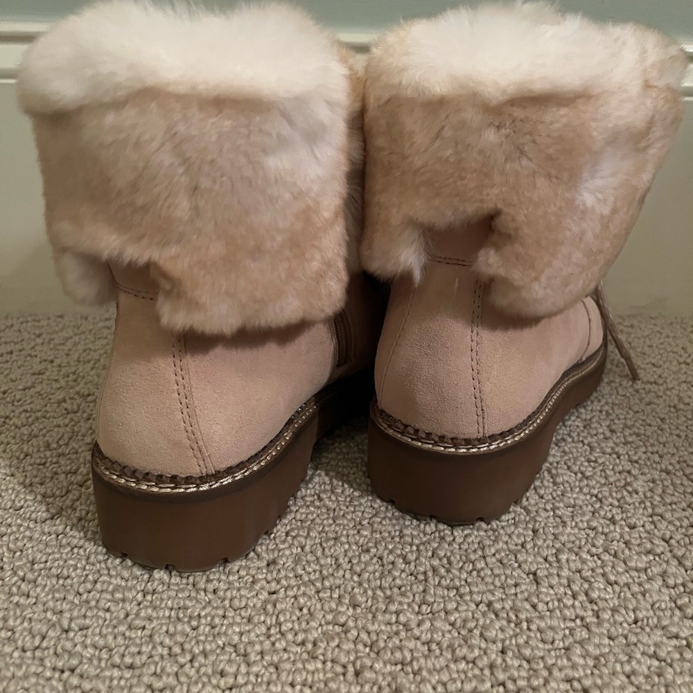 Real Rabbit Fur Boots - Picture 2 of 5